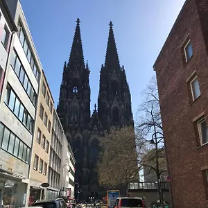 Am Dom Keulen